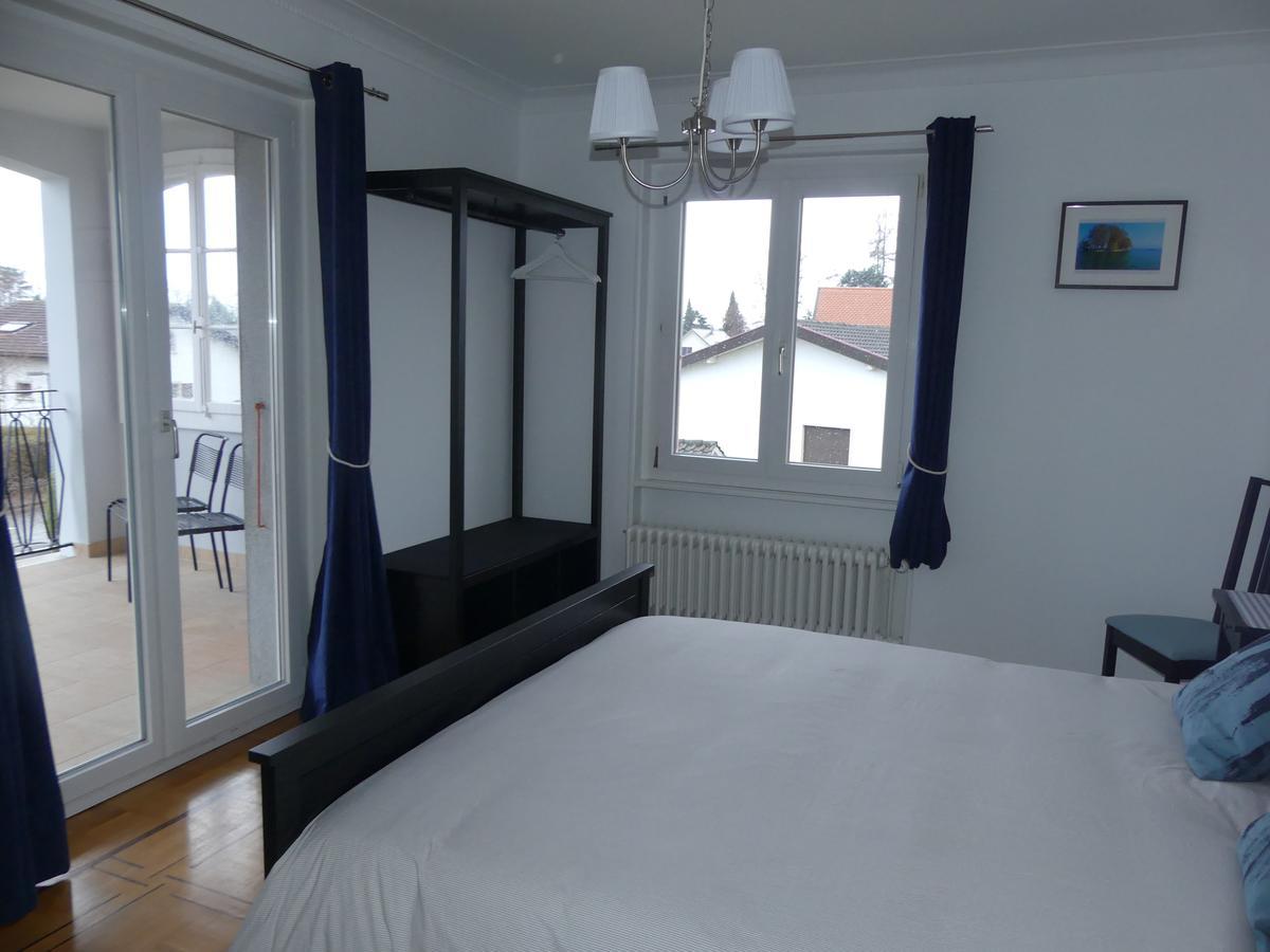 Au Bonheur Des Iris Bed & Breakfast Rolle Ngoại thất bức ảnh